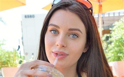 Lana Rhoades – fleshlightsun.com